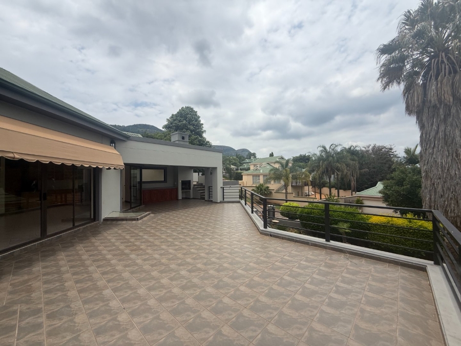 To Let 4 Bedroom Property for Rent in Caribbean Beach Club North West